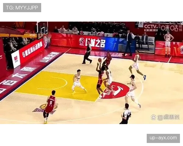 篮球比赛中,违体犯规的详细规则与判罚标准解析 篮球比赛中,违体犯规的详细规则与判罚标准解析